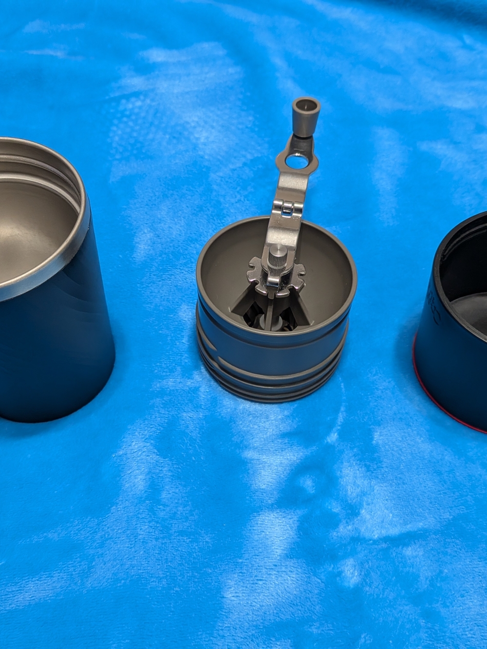 Jet-Set Java: Cafflano Travel Coffee Maker ☕✈️ - Picture 3 of 3